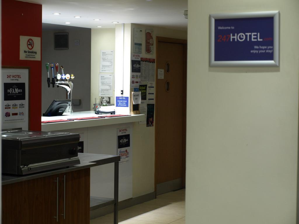 247Hotel.Com Олдхам Экстерьер фото