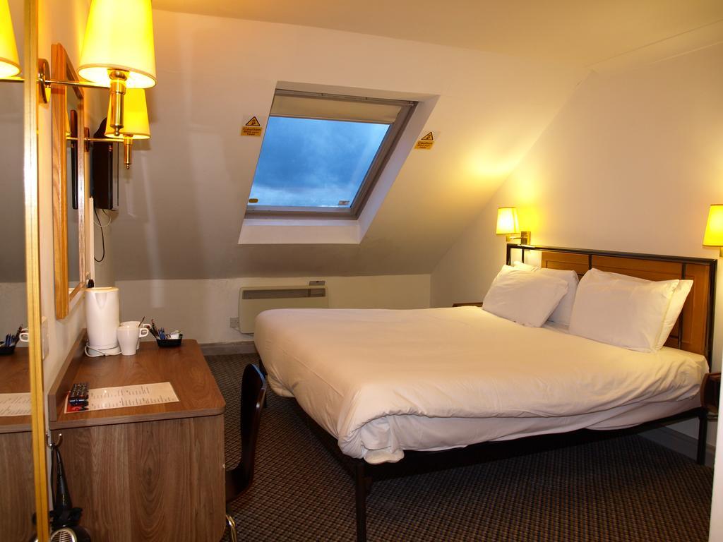 247Hotel.Com Олдхам Экстерьер фото
